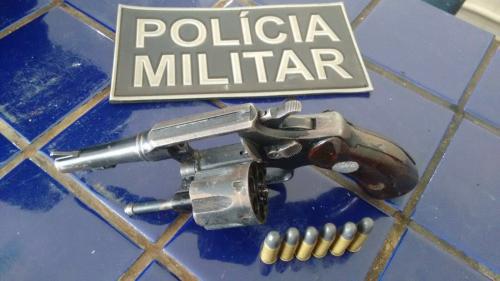 Menores são apreendidos com revólver no Bairro São Félix em Brumado