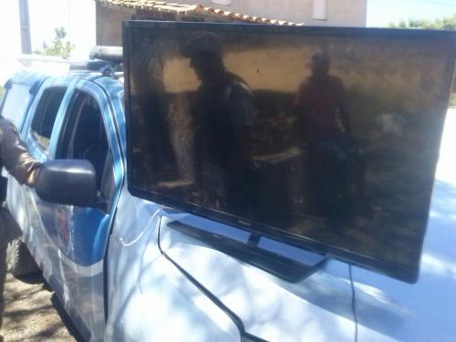 Bandidos assaltam idosos na Zona Rural de Brumado mas logo em seguida foram presos