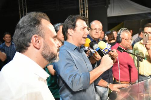 Deputado Federal Arthur Maia é vaiado durante discurso na Exposição Agropecuária de Guanambi