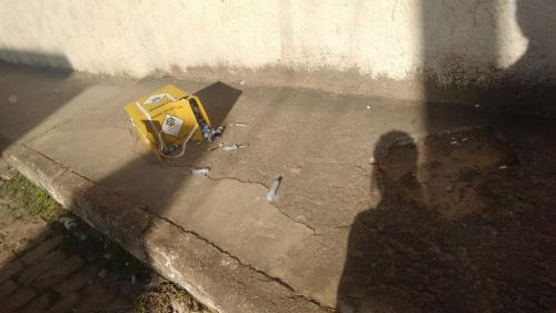 Lixo hospitalar é visto sendo descartado de forma inadequada em Barra da Estiva