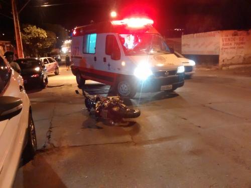 Colisão entre motocicletas na Coronel Santos deixa dois feridos