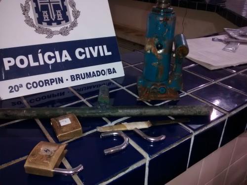 Presos usam Macaco Hidráulico e fogem da cadeia de Brumado