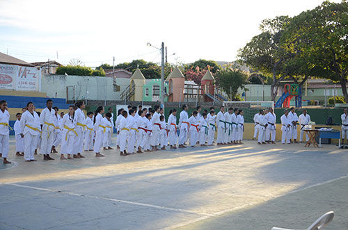 Dirigentes da FKTB realizam exame de graduação divulgação do Campeonato Brasileiro de Karatê em Brumado