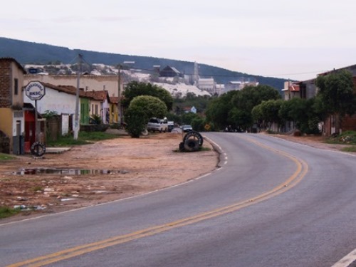 Terreno para construção de novo cemitério na Vila Presidente Vargas é doado pela Magnesita