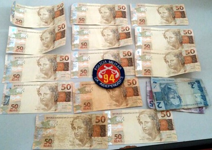 Polícia prende homem com mais de 600 reais em notas falsas em Caetité