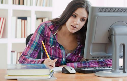 Projeto de educação disponibiliza material gratuito de revisão para o Enem