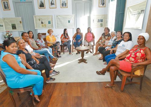 Cidades das mulheres: das 417 cidades baianas, 152 têm mais mulheres que homens