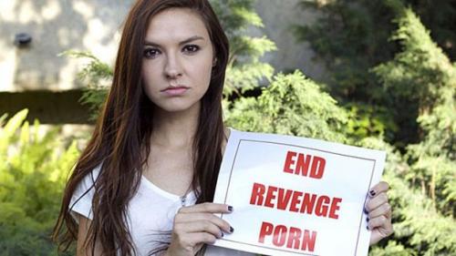 Vítima de ‘vingança pornô’, estrela lésbica do YouTube luta por mudança na lei
