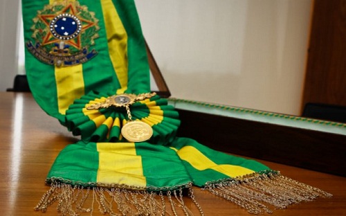 Palácio do Planalto vai apurar sumiço da faixa presidencial