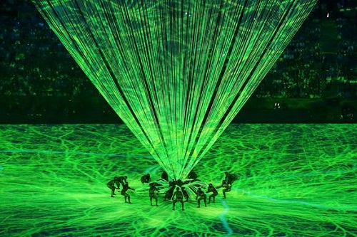 Show de luzes e mistura de ritmos dão o tom da abertura da Rio 2016