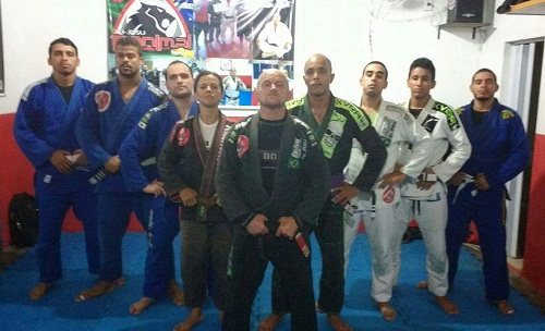 Academia de Jiu-Jitsu Aranha Team de Brumado participará de campeonato no Rio de Janeiro