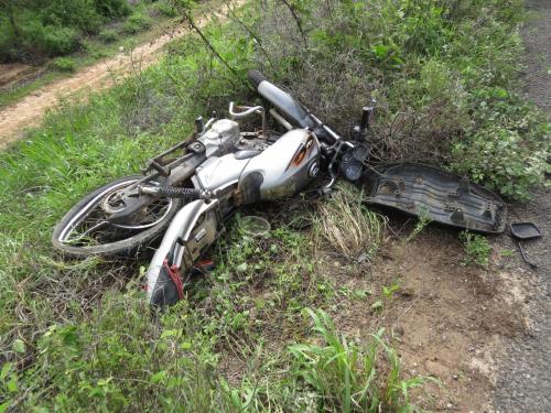 Mulher com dois meses de gravidez fica ferida em acidente na BA - 262