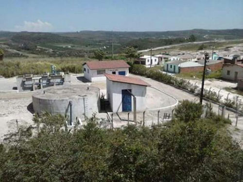 População reclama da má qualidade da água de Barra da Estiva; vereadores constatam falta de manutenção