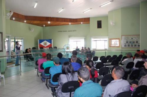 Palestra sobre a criação de Peixes e Alevinos foi realizada na Câmara de Barra da Estiva