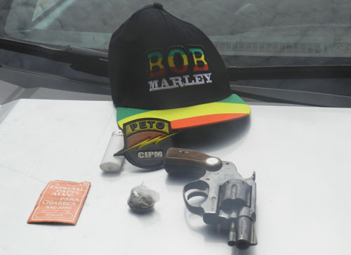 Homem é baleado na cabeça no Bairro urbis II em Brumado  após troca de tiro com a polícia