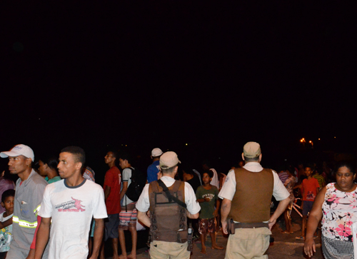 Depois de várias buscas, populares e polícia não encontraram suposto recém – nascido abandonado