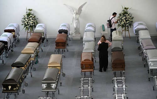 Corpos de vítimas de voo da Chapecoense serão trazidos nesta sexta para o Brasil