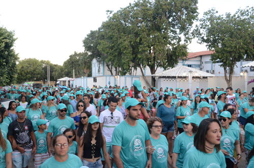 Solidariedade: brumadenses colaboram e saem em caminhada em prol da Caase e Hospital do Câncer de Barretos; veja o vídeo
