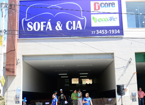 É inaugurada em Brumado a Sofá & Cia, produtos sofisticados com preços populares