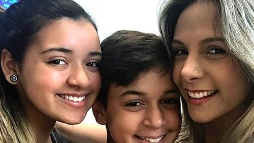 'O Senhor nos guardou', diz Carla Perez após passagem de furacão