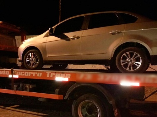 Padre é preso por embriaguez após fugir de blitz na Bahia, diz polícia