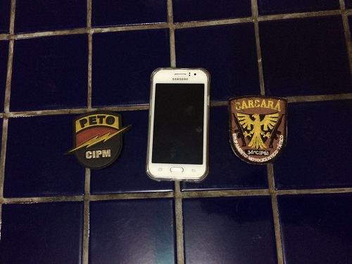 Polícia Militar prende ladrão de celular e o receptador de aparelho roubado