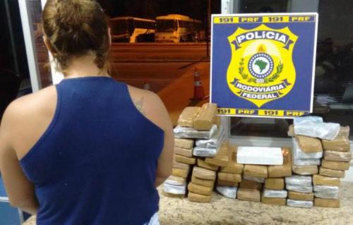 Mulher é presa com 37 kg de drogas em Vitória da Conquista