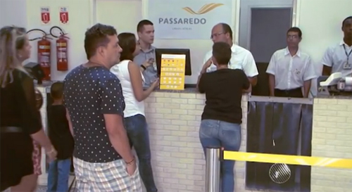 Passageiros tentam invadir pista de aeroporto após perderem voo em Conquista
