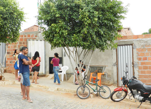 Família alega negligência médica e falta de equipamentos em morte de recém-nascidos no HPMN