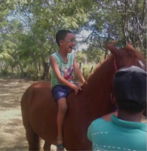 Menino de 10 anos morre após receber anestesia para fazer exame