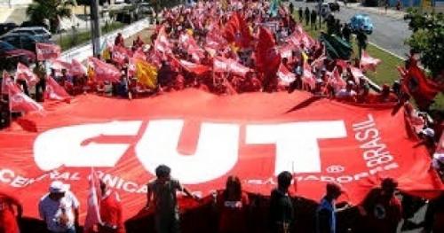 22 categorias protestam nesta sexta e rodovias serão fechadas, diz CUT