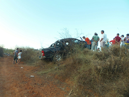 Ao retornar da Gruta empresário conquistense sofre grave acidente na BA - 142 e morre no local