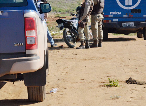 Jovem encontrado morto a tiros nesta manhã em Brumado foi identificado e tem 17 anos