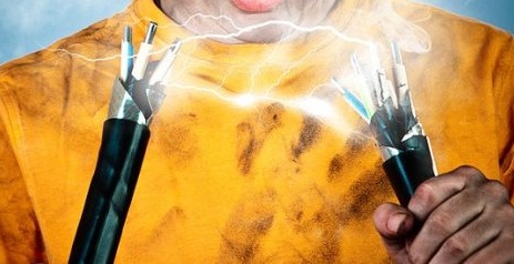 Homem morre eletrocutado enquanto realizava trabalho de soldagem próximo à rede de alta tensão