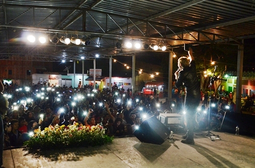 Festa de aniversário de 54 anos de Aracatu é marcada por grande show gospel