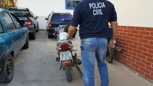 Polícia Civil recupera motocicleta 30 minutos após o roubo