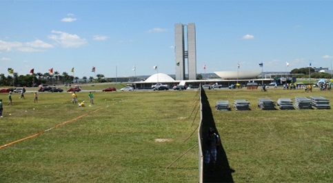 Reforçada segurança na Esplanada para fase final do impeachment
