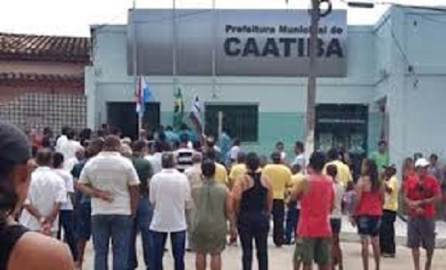 Caatiba: Justiça condena ex-prefeito por improbidade administrativa