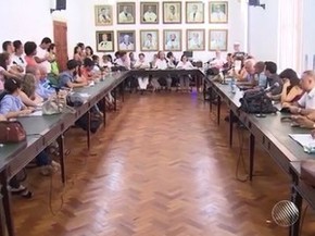 Ufba retoma aulas do 1º semestre de 2015 nesta segunda após o fim da greve