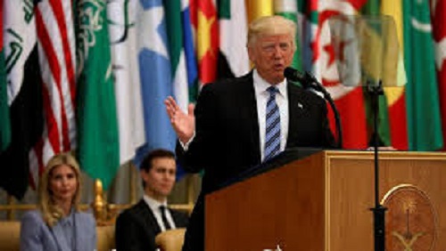 Trump pede a países muçulmanos que isolem o Irã