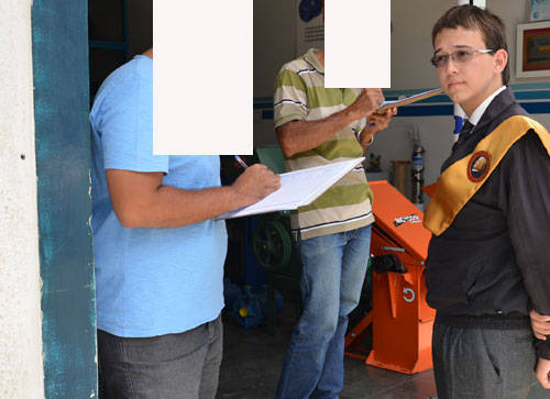 Instituto recolhe assinatura de brumadenses contra o homossexualismo para serem enviadas ao Papa