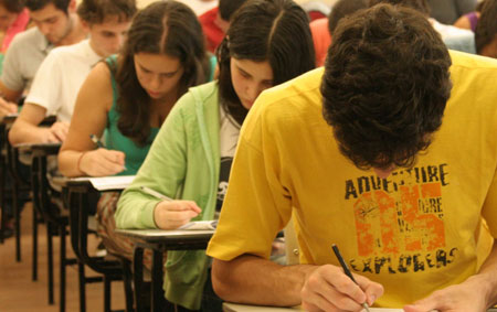 Enem 2015 terá gabarito divulgado na quarta-feira, afirma MEC