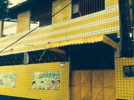 Salvador: Professora passa mal e é socorrida após comer biscoito dado por alunos