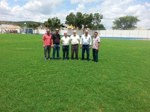 Prefeito Aguiberto e secretários fazem visita às obras do Estádio “Gilbertão”