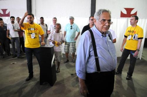 Chapa de Eurico vence eleição, e dirigente volta ao poder no Vasco