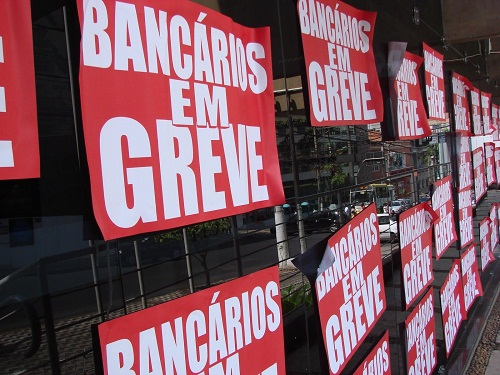 Sem acordo, greve dos bancários entra na terceira semana