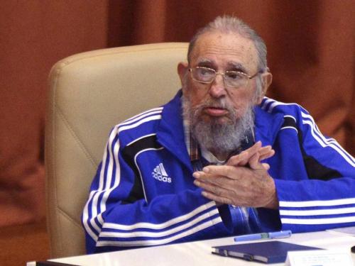 Fidel Castro, ex-presidente de Cuba, morre aos 90 anos