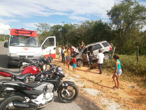 Motorista que seguia para Guajeru sofre acidente próximo a Malhada de Pedras
