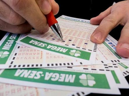 Mega-Sena acumula de novo e vai pagar R$ 36 milhões na próxima quinta