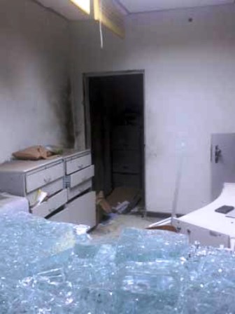 Canudos: Grupo armado invade cidade e explode agência bancária